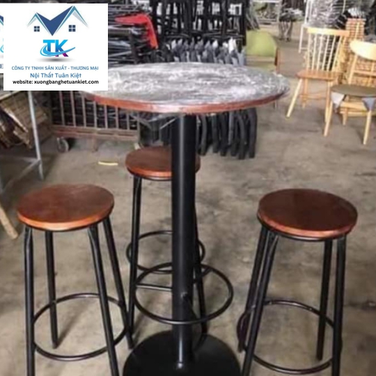 Bàn Ghế Quán Bar 01
