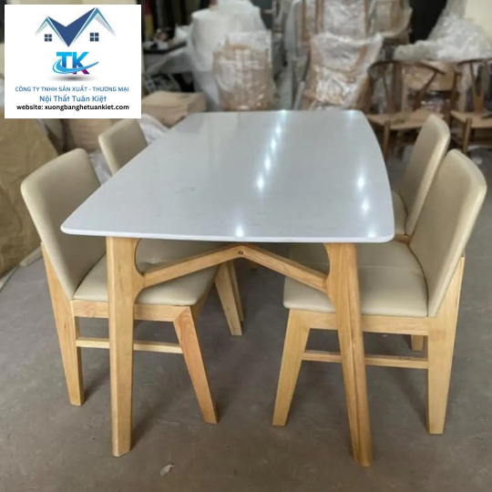 Bộ Bàn Ghế Hana 1m6 Màu Gỗ Tự Nhiên