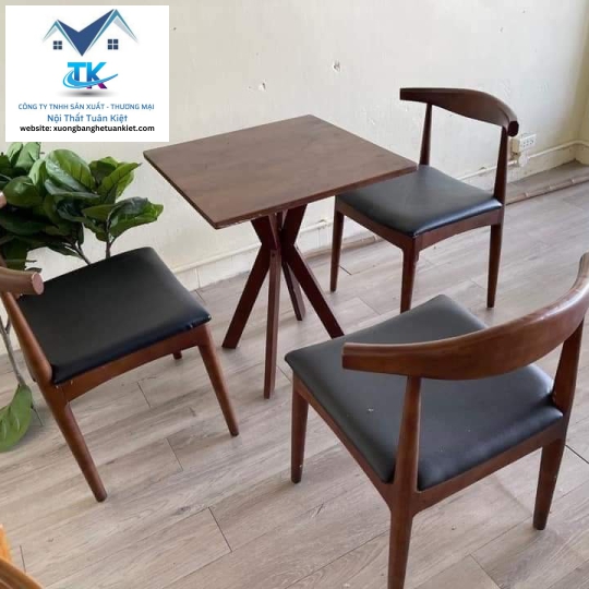 Bàn Ghế Cà Phê Phòng Máy Lạnh 24
