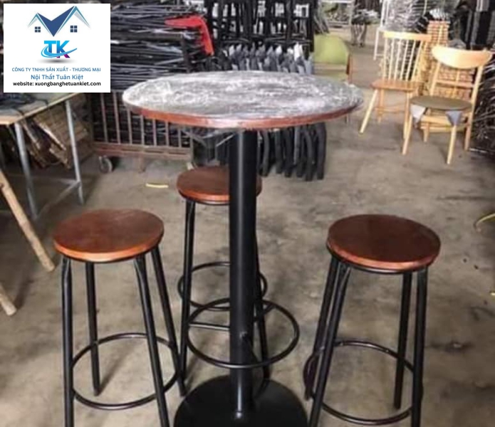 Bàn Ghế Quán Bar 01