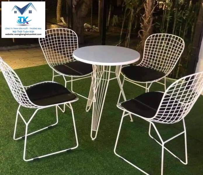 Bàn Ghế Cà Phê Sân Vườn 1