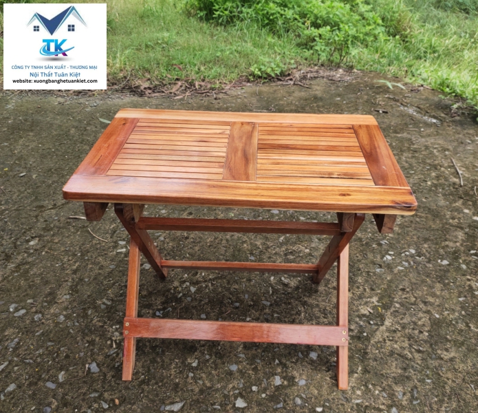 Bàn Gỗ Xà Cừ Chủ Nhật Phủ Bóng PU (Mã Số:BGXCN)